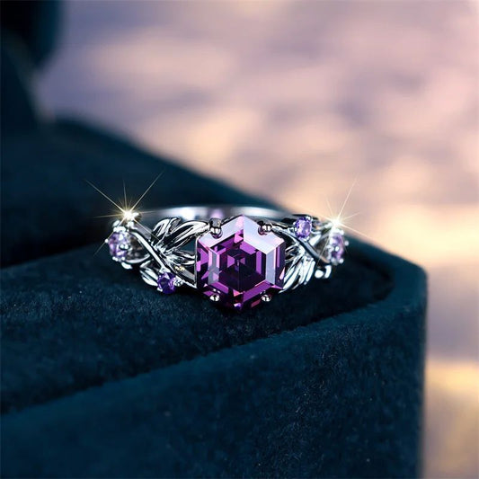 High Gorgeous Purple Inlaid Hexagon Zircon Twist Ring