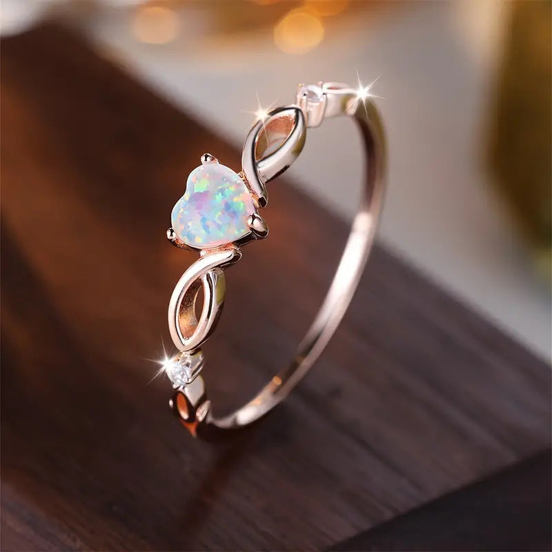 Love Heart-shaped Ring