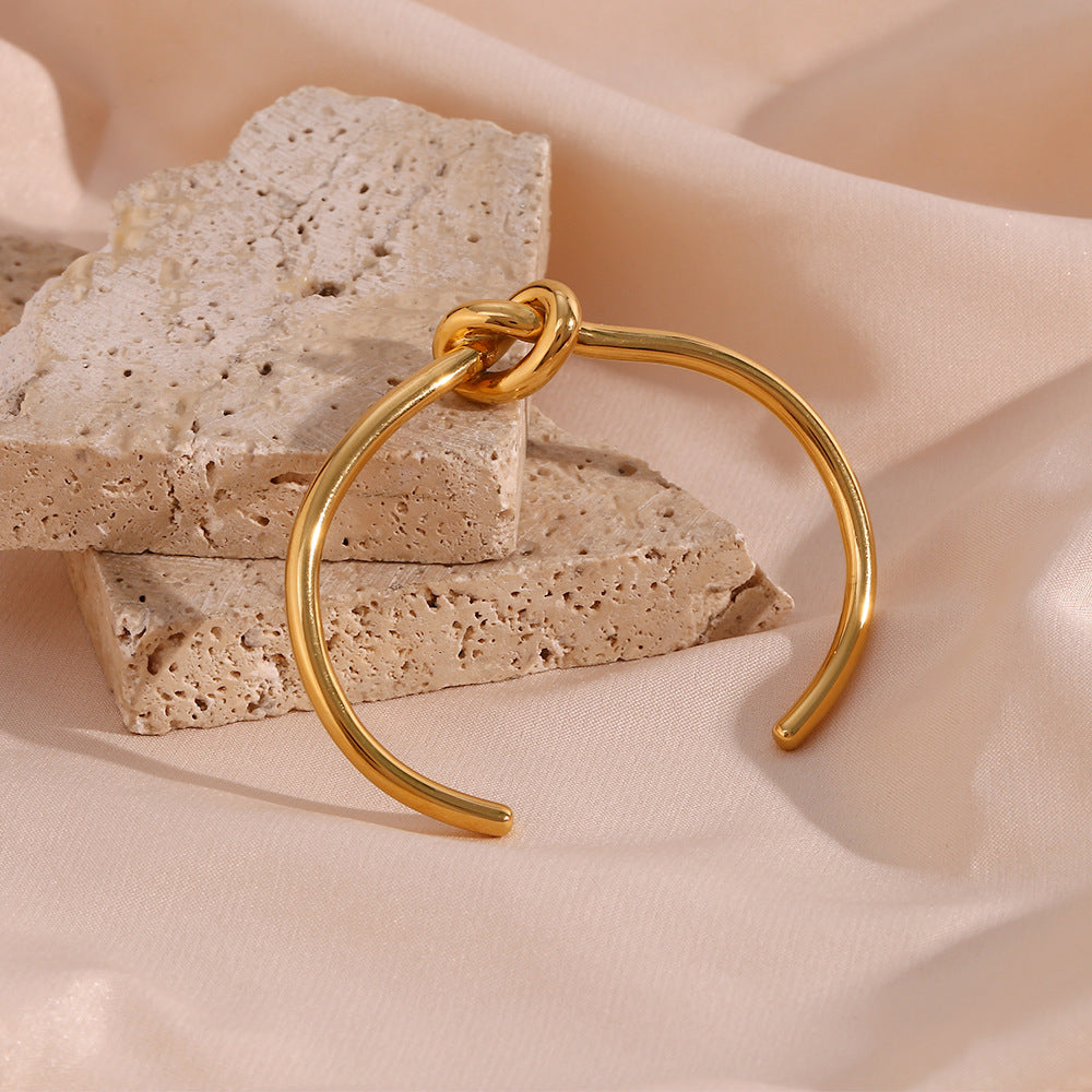 Louisa Gold Bangle