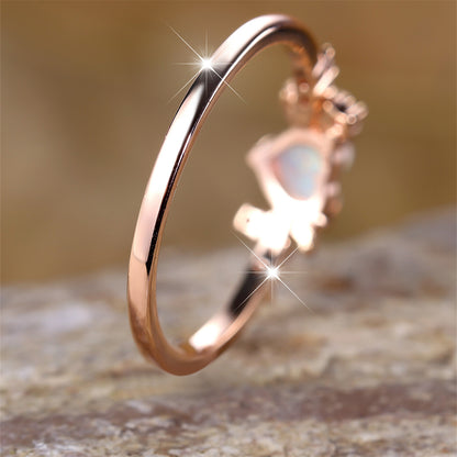 Love Moon Three Claw Ring
