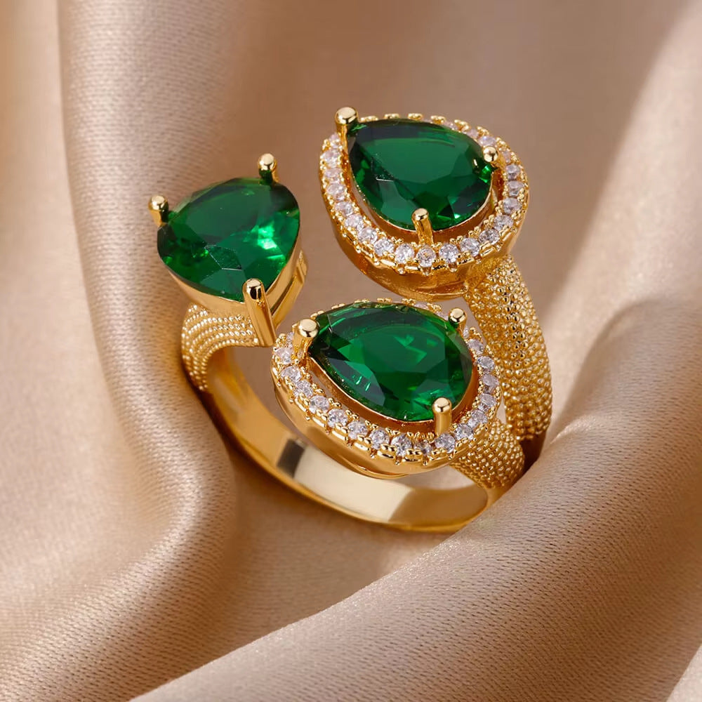 Water Drop Emerald Zircon Ring