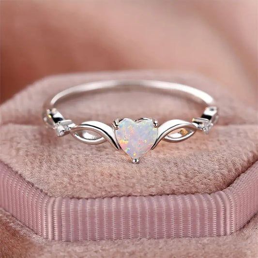 Love Heart-shaped Ring